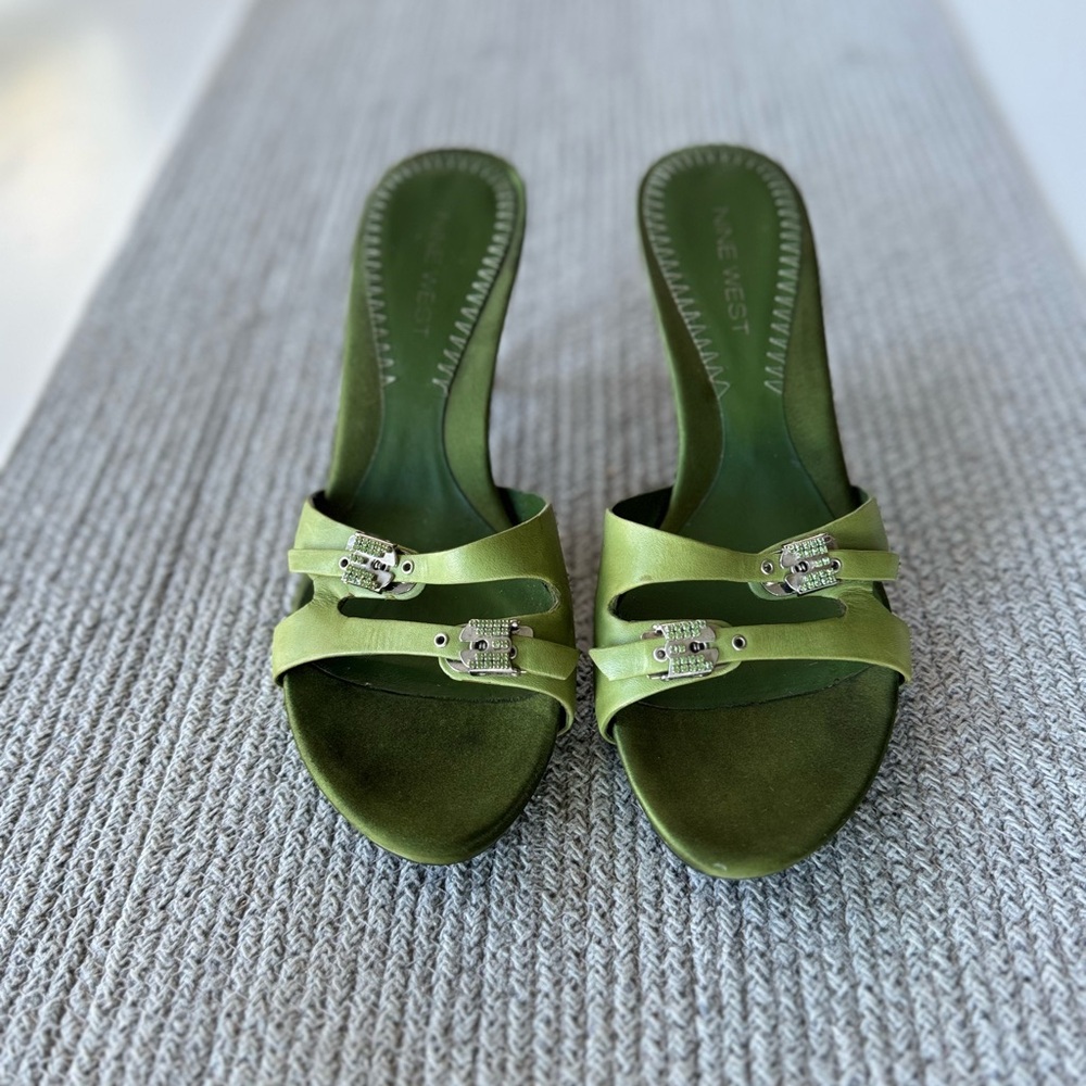 Vintage Nine West Lime Green Satin Rhinestone Buckle Kitten Heels Mules Slides 7